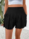 pleated-shorts-with-pockets